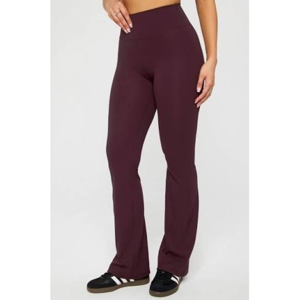 NEW Fabletics Define PowerHold High Waisted Flare Leggings XL Plum Purple Yoga